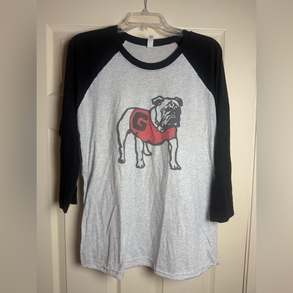 University of Georgia Bulldogs raglan t-shirt